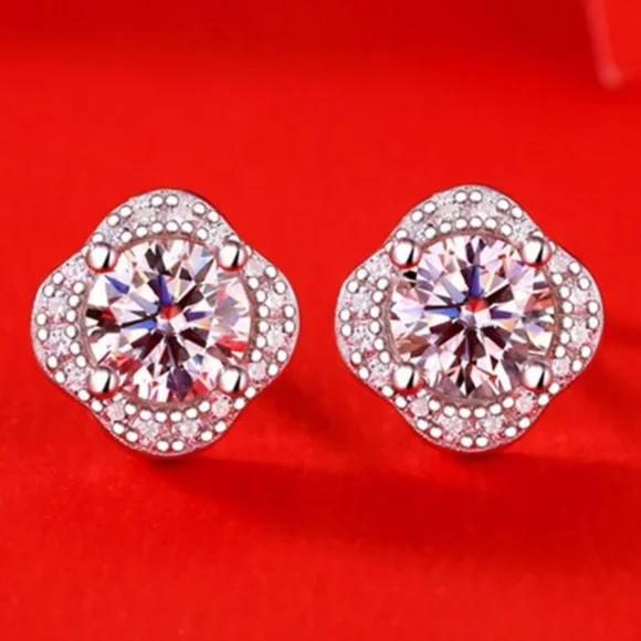 Certified 1ct. t.w. Moissanite Diamond Clover Halo Stud Earrings NEW - Picture 1 of 13